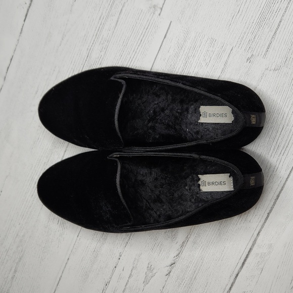 Birdies ballet flats in black velvet with faux fur lining. Size 7 - Picture 5 of 8